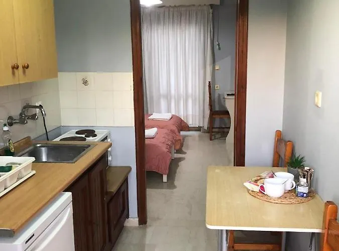 The 3 Little Pigs Bed & Breakfast 3*