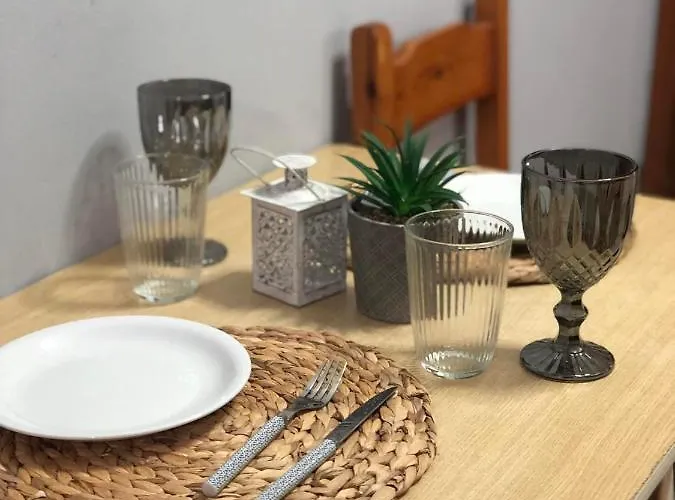 The 3 Little Pigs 3* Sidárion