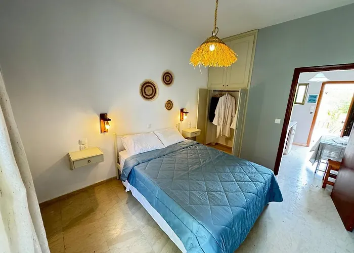 Bed & Breakfast The 3 Little Pigs 3*